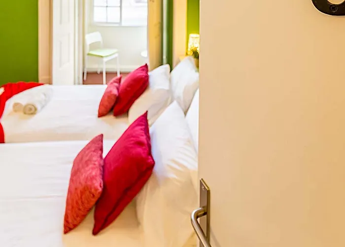 Flores 105 3* Lisbon