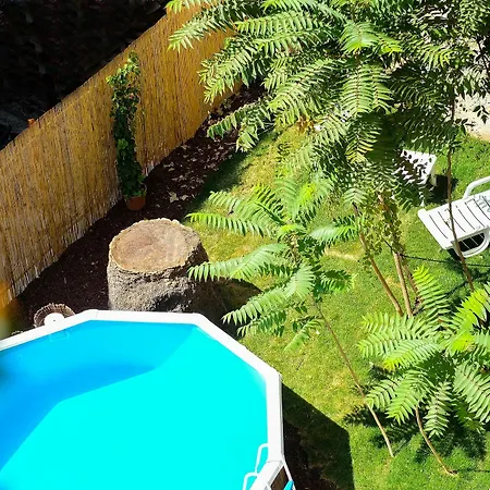 Flores 105 Vendégház Lisboa