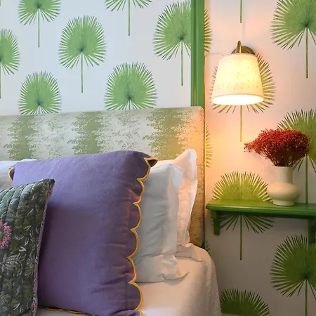Guest house Flores 105
