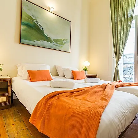 Guest house Flores 105