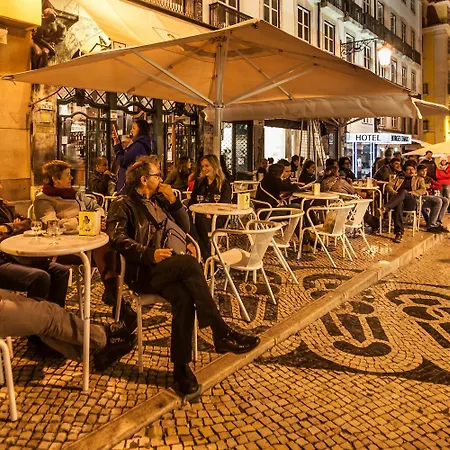 Flores 105 Lisbon