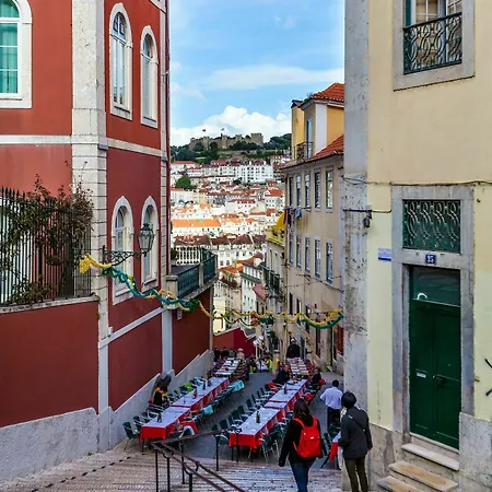Flores 105 3* Lisbon